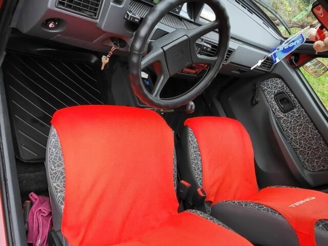 ЗАЗ 1103 Славута 2005 в Ужгороде на Automoto.ua Черный ЗАЗ 1103 Славута, объемом двигателя 0 л и пробегом 7 тыс. км за 1850 $, фото 4 на Automoto.ua