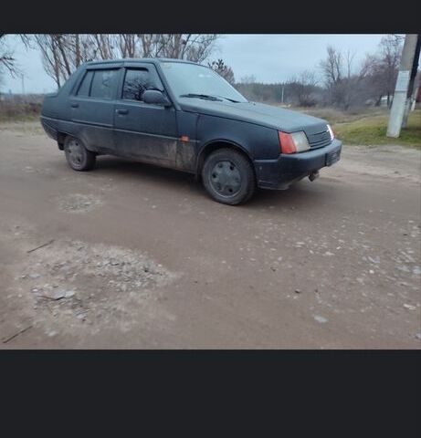 Черный ЗАЗ 1103 Славута, объемом двигателя 0 л и пробегом 88 тыс. км за 592 $, фото 6 на Automoto.ua