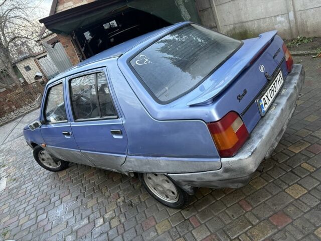 Фиолетовый ЗАЗ 1103 Славута, объемом двигателя 1.3 л и пробегом 200 тыс. км за 650 $, фото 2 на Automoto.ua