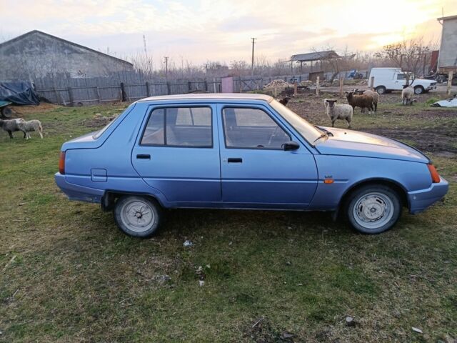 Фиолетовый ЗАЗ 1103 Славута, объемом двигателя 1.2 л и пробегом 83 тыс. км за 650 $, фото 1 на Automoto.ua