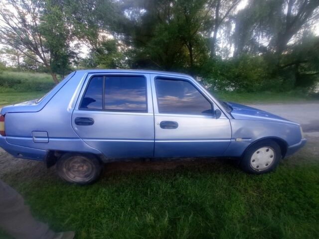 Фиолетовый ЗАЗ 1103 Славута, объемом двигателя 1.3 л и пробегом 120 тыс. км за 400 $, фото 1 на Automoto.ua