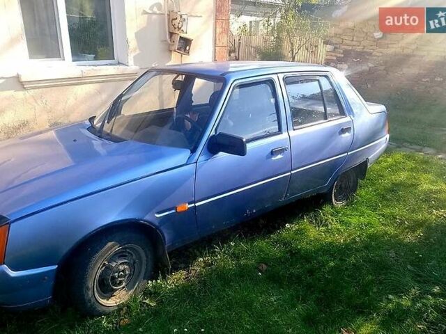 ЗАЗ 1103 Славута 2003 в Тернополе на Automoto.ua Фиолетовый ЗАЗ 1103 Славута, объемом двигателя 1.2 л и пробегом 100 тыс. км за 500 $, фото 1 на Automoto.ua