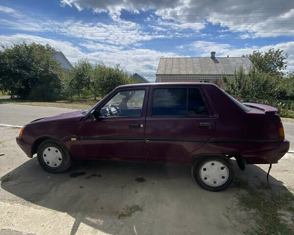 Фиолетовый ЗАЗ 1103 Славута, объемом двигателя 1.3 л и пробегом 260 тыс. км за 1300 $, фото 2 на Automoto.ua