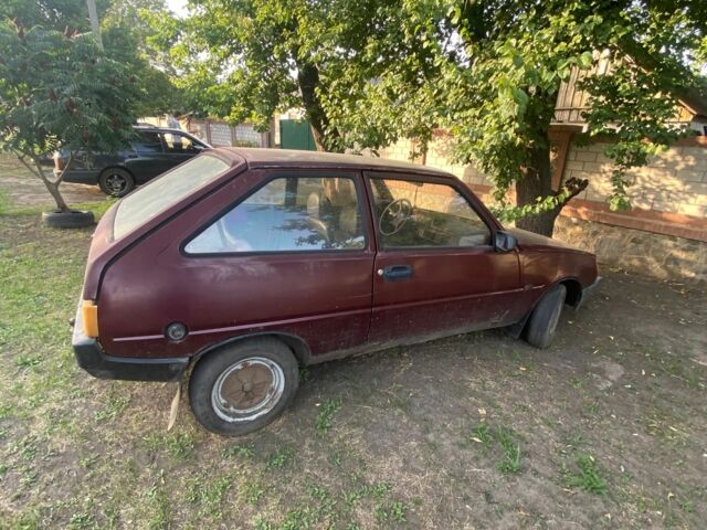 Красный ЗАЗ 1103 Славута, объемом двигателя 1.1 л и пробегом 50 тыс. км за 358 $, фото 3 на Automoto.ua