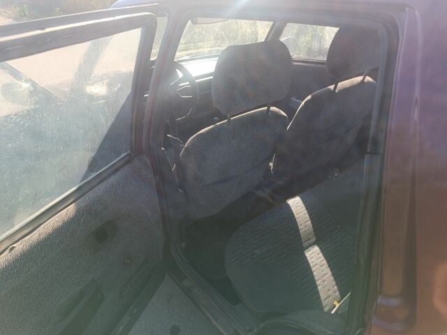 Красный ЗАЗ 1103 Славута, объемом двигателя 1.1 л и пробегом 150 тыс. км за 334 $, фото 5 на Automoto.ua