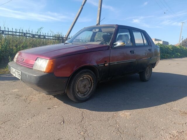 Красный ЗАЗ 1103 Славута, объемом двигателя 1.1 л и пробегом 150 тыс. км за 334 $, фото 8 на Automoto.ua