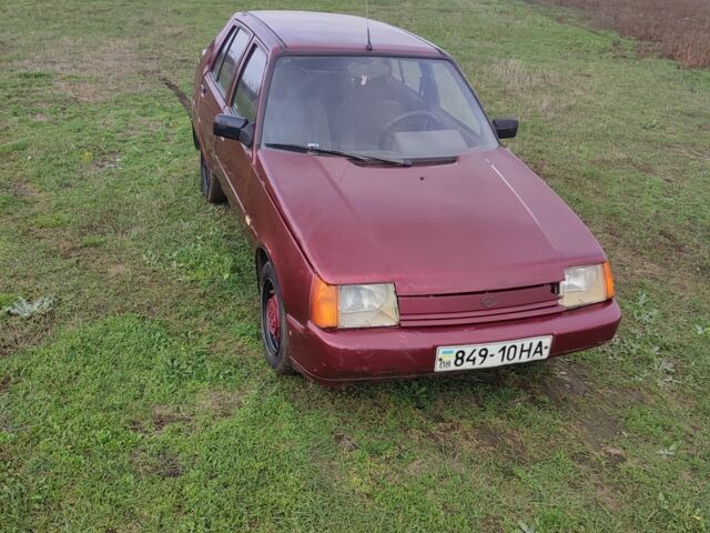 Красный ЗАЗ 1103 Славута, объемом двигателя 1.3 л и пробегом 12 тыс. км за 415 $, фото 1 на Automoto.ua