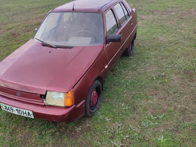 Красный ЗАЗ 1103 Славута, объемом двигателя 1.3 л и пробегом 12 тыс. км за 415 $, фото 2 на Automoto.ua