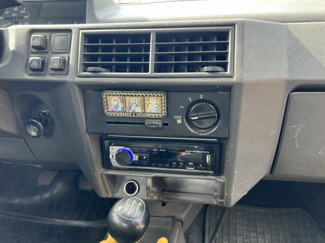 Красный ЗАЗ 1103 Славута, объемом двигателя 1.2 л и пробегом 112 тыс. км за 1550 $, фото 13 на Automoto.ua