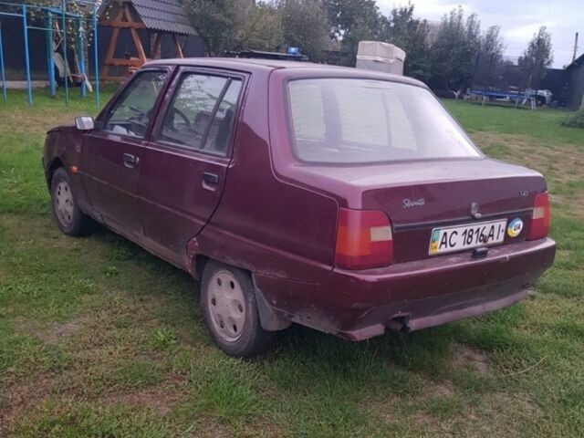 Красный ЗАЗ 1103 Славута, объемом двигателя 1.2 л и пробегом 10 тыс. км за 199 $, фото 2 на Automoto.ua