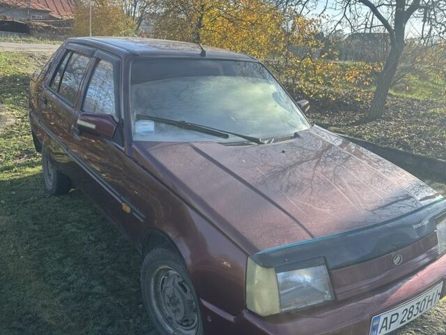 Червоний ЗАЗ 1103 Славута, об'ємом двигуна 1.2 л та пробігом 3 тис. км за 1071 $, фото 3 на Automoto.ua