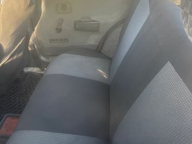 Червоний ЗАЗ 1103 Славута, об'ємом двигуна 1.2 л та пробігом 3 тис. км за 1071 $, фото 4 на Automoto.ua