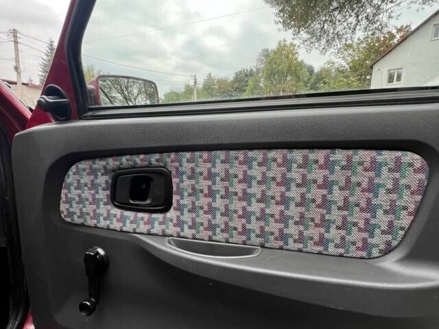 Красный ЗАЗ 1103 Славута, объемом двигателя 1.2 л и пробегом 88 тыс. км за 750 $, фото 9 на Automoto.ua