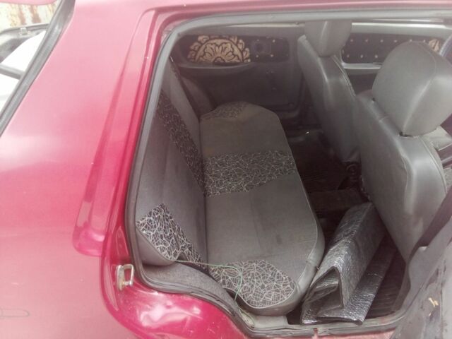 Красный ЗАЗ 1103 Славута, объемом двигателя 1.2 л и пробегом 28 тыс. км за 700 $, фото 6 на Automoto.ua