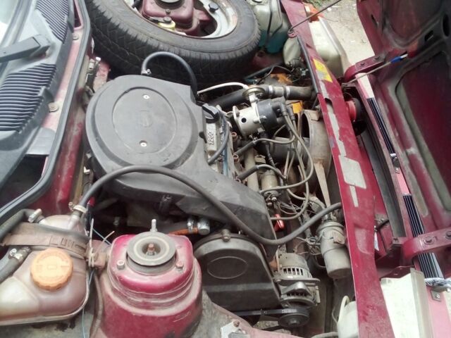 Красный ЗАЗ 1103 Славута, объемом двигателя 1.2 л и пробегом 28 тыс. км за 700 $, фото 5 на Automoto.ua