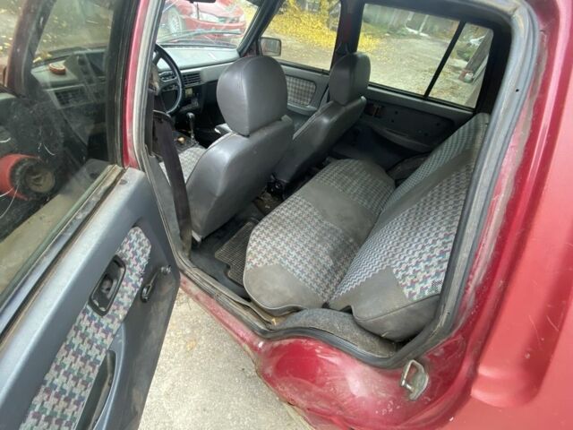 Красный ЗАЗ 1103 Славута, объемом двигателя 1.2 л и пробегом 220 тыс. км за 350 $, фото 4 на Automoto.ua