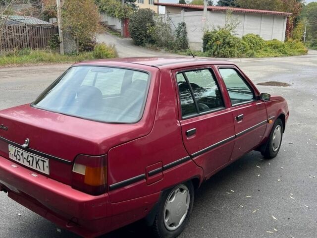 Красный ЗАЗ 1103 Славута, объемом двигателя 1.2 л и пробегом 88 тыс. км за 750 $, фото 2 на Automoto.ua