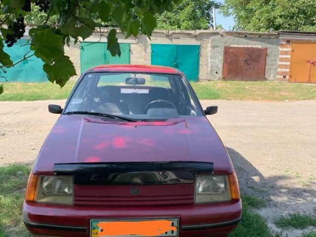 Красный ЗАЗ 1103 Славута, объемом двигателя 1.2 л и пробегом 9 тыс. км за 971 $, фото 6 на Automoto.ua