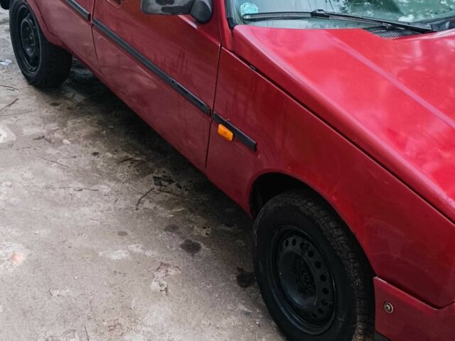 Червоний ЗАЗ 1103 Славута, об'ємом двигуна 1.2 л та пробігом 174 тис. км за 1100 $, фото 5 на Automoto.ua
