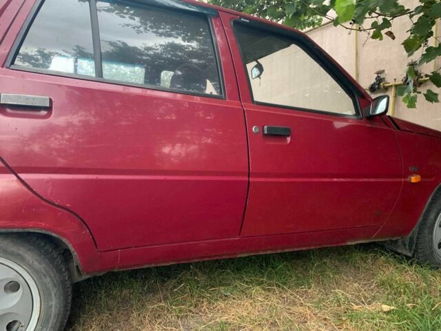 Красный ЗАЗ 1103 Славута, объемом двигателя 1.2 л и пробегом 9 тыс. км за 971 $, фото 2 на Automoto.ua