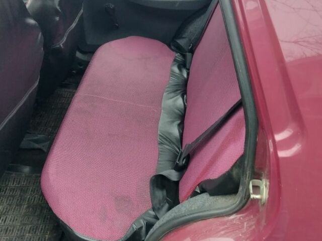 Красный ЗАЗ 1103 Славута, объемом двигателя 1.2 л и пробегом 44 тыс. км за 947 $, фото 3 на Automoto.ua