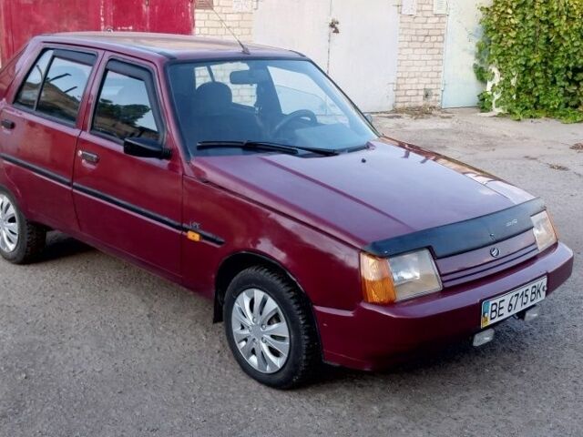 Красный ЗАЗ 1103 Славута, объемом двигателя 1.2 л и пробегом 130 тыс. км за 1350 $, фото 3 на Automoto.ua
