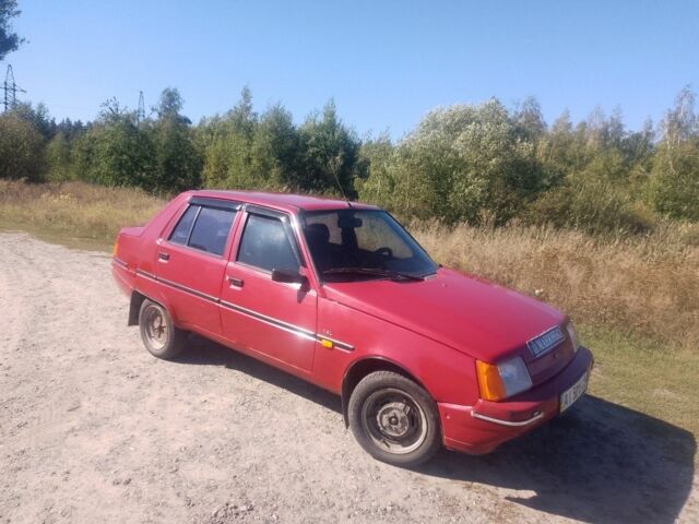 Красный ЗАЗ 1103 Славута, объемом двигателя 0 л и пробегом 93 тыс. км за 970 $, фото 14 на Automoto.ua