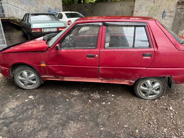 Красный ЗАЗ 1103 Славута, объемом двигателя 1.2 л и пробегом 40 тыс. км за 339 $, фото 3 на Automoto.ua