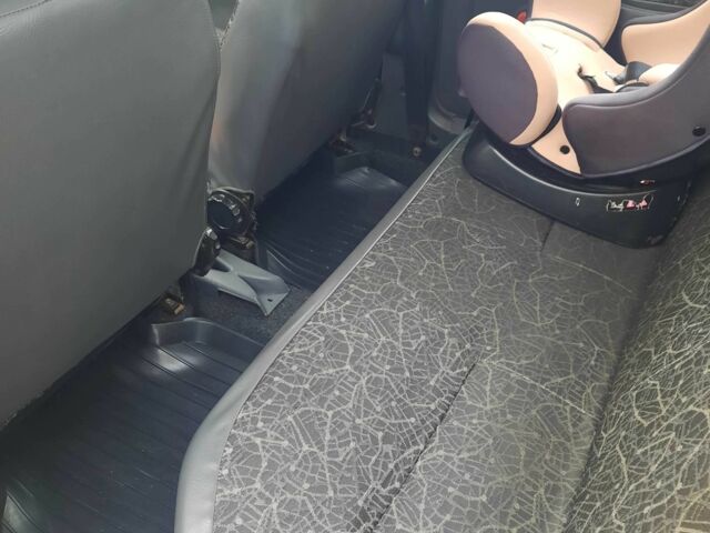 Красный ЗАЗ 1103 Славута, объемом двигателя 1.2 л и пробегом 138 тыс. км за 400 $, фото 1 на Automoto.ua