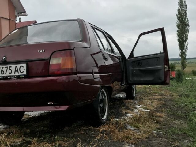 Красный ЗАЗ 1103 Славута, объемом двигателя 1.2 л и пробегом 3 тыс. км за 474 $, фото 4 на Automoto.ua