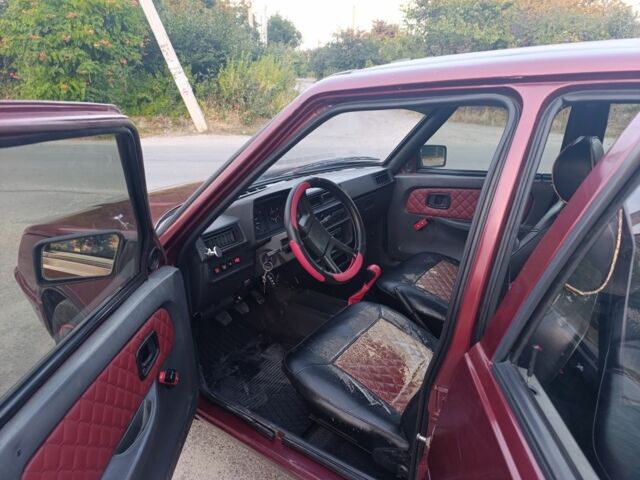 Красный ЗАЗ 1103 Славута, объемом двигателя 1.2 л и пробегом 127 тыс. км за 800 $, фото 8 на Automoto.ua