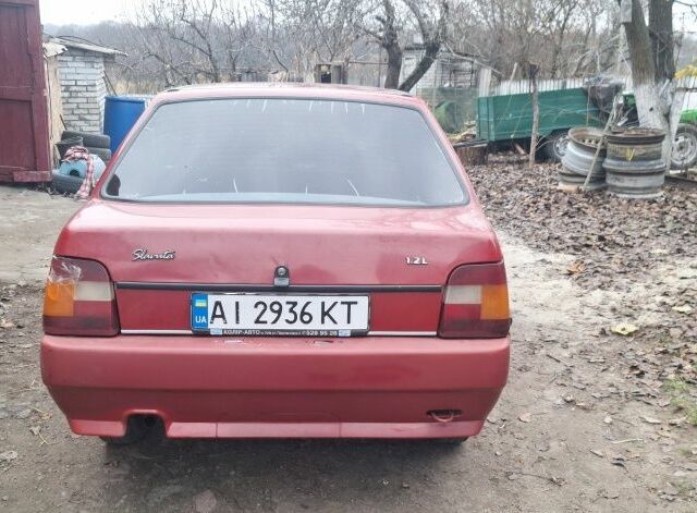 Червоний ЗАЗ 1103 Славута, об'ємом двигуна 1.2 л та пробігом 208 тис. км за 900 $, фото 3 на Automoto.ua