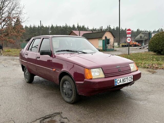 Красный ЗАЗ 1103 Славута, объемом двигателя 1.2 л и пробегом 89 тыс. км за 1100 $, фото 5 на Automoto.ua