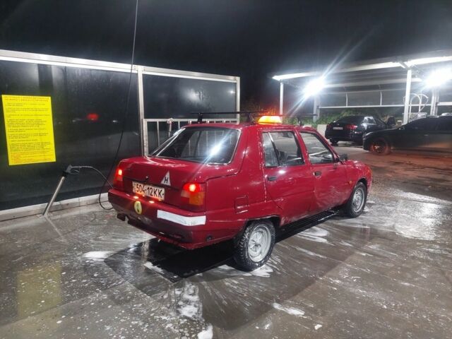 Красный ЗАЗ 1103 Славута, объемом двигателя 0 л и пробегом 828 тыс. км за 830 $, фото 4 на Automoto.ua