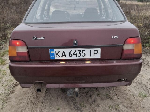 Красный ЗАЗ 1103 Славута, объемом двигателя 1.2 л и пробегом 82 тыс. км за 1000 $, фото 2 на Automoto.ua