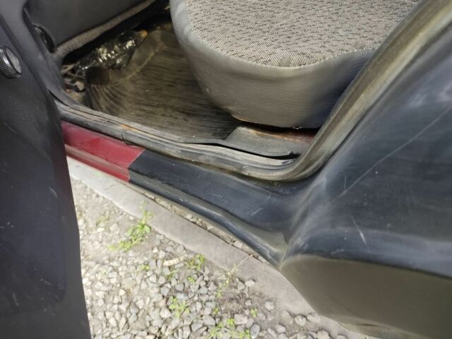 Красный ЗАЗ 1103 Славута, объемом двигателя 1.2 л и пробегом 121 тыс. км за 955 $, фото 20 на Automoto.ua