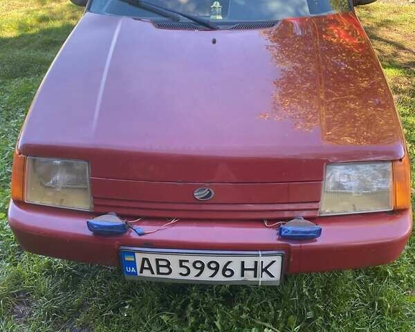 Красный ЗАЗ 1103 Славута, объемом двигателя 1.2 л и пробегом 200 тыс. км за 1200 $, фото 3 на Automoto.ua
