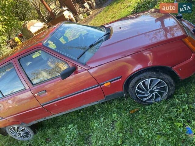 Красный ЗАЗ 1103 Славута, объемом двигателя 1.2 л и пробегом 200 тыс. км за 1200 $, фото 2 на Automoto.ua