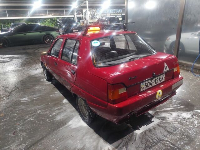 Красный ЗАЗ 1103 Славута, объемом двигателя 0 л и пробегом 828 тыс. км за 830 $, фото 7 на Automoto.ua