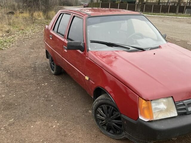 Червоний ЗАЗ 1103 Славута, об'ємом двигуна 1.2 л та пробігом 200 тис. км за 670 $, фото 5 на Automoto.ua