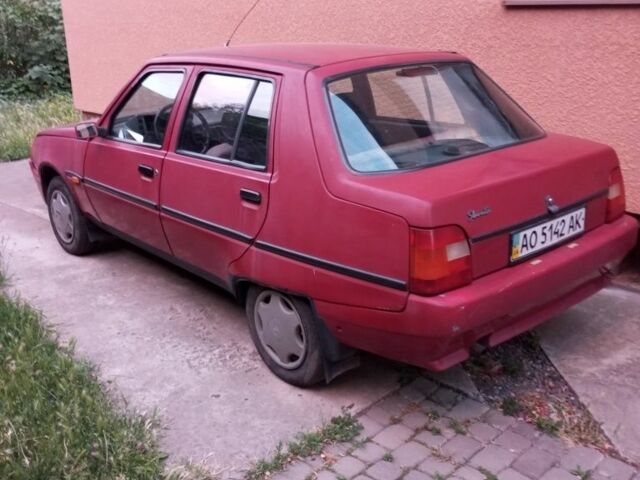 Червоний ЗАЗ 1103 Славута, об'ємом двигуна 1.2 л та пробігом 125 тис. км за 998 $, фото 1 на Automoto.ua