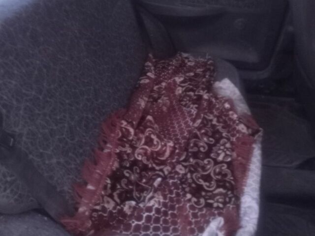 Красный ЗАЗ 1103 Славута, объемом двигателя 1 л и пробегом 75 тыс. км за 898 $, фото 5 на Automoto.ua