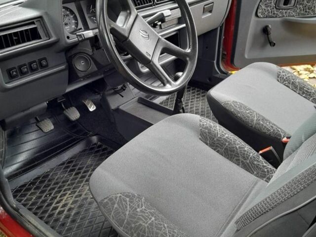 Красный ЗАЗ 1103 Славута, объемом двигателя 1.3 л и пробегом 3 тыс. км за 2100 $, фото 7 на Automoto.ua