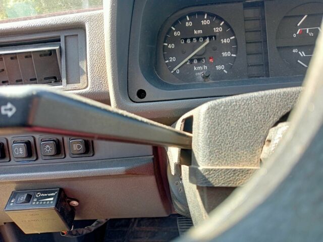Червоний ЗАЗ 1103 Славута, об'ємом двигуна 1.2 л та пробігом 65 тис. км за 1348 $, фото 5 на Automoto.ua
