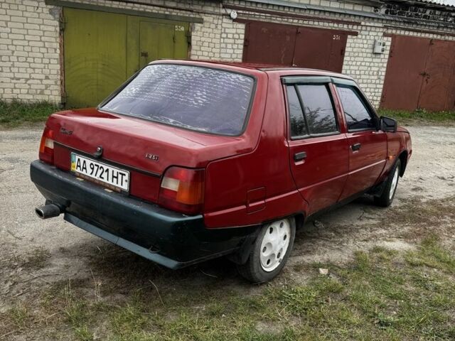Червоний ЗАЗ 1103 Славута, об'ємом двигуна 1.2 л та пробігом 190 тис. км за 604 $, фото 3 на Automoto.ua