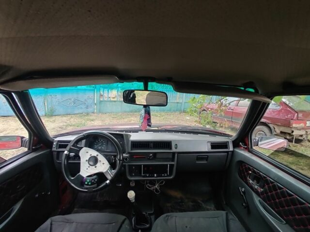 Червоний ЗАЗ 1103 Славута, об'ємом двигуна 1.2 л та пробігом 100 тис. км за 831 $, фото 5 на Automoto.ua