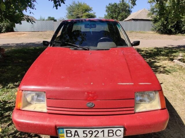 Червоний ЗАЗ 1103 Славута, об'ємом двигуна 1.2 л та пробігом 100 тис. км за 831 $, фото 2 на Automoto.ua