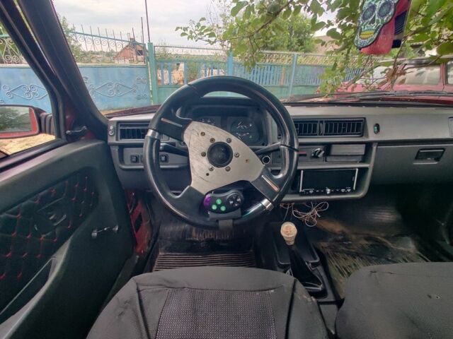 Червоний ЗАЗ 1103 Славута, об'ємом двигуна 1.2 л та пробігом 100 тис. км за 831 $, фото 6 на Automoto.ua