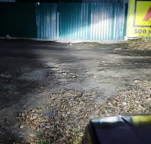 Красный ЗАЗ 1103 Славута, объемом двигателя 1.3 л и пробегом 142 тыс. км за 2000 $, фото 5 на Automoto.ua