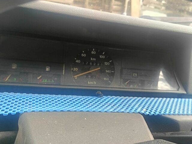 Красный ЗАЗ 1103 Славута, объемом двигателя 1.1 л и пробегом 176 тыс. км за 1100 $, фото 8 на Automoto.ua